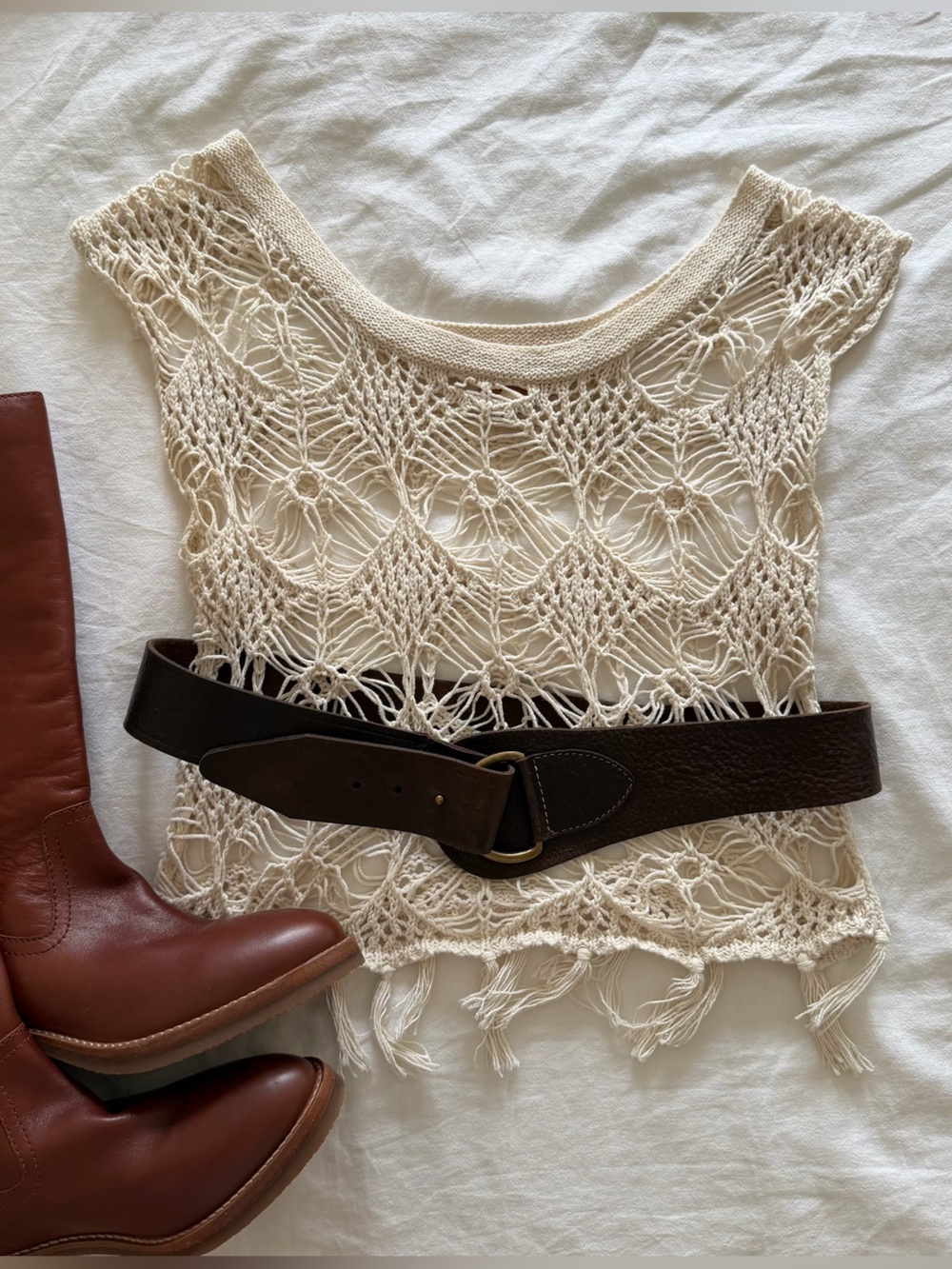 Vintage mudd cream macrame off the shoulder top with fringe hem
